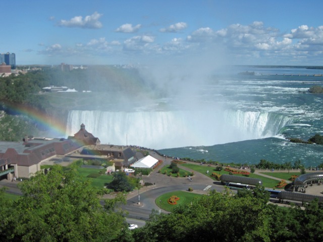 Shots of the Canadian Fall.